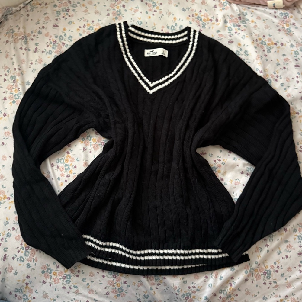 Hollister Black and White V-Neck Sweater